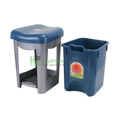 Tempat Sampah Injak SL PLASTIK 10 L 8810